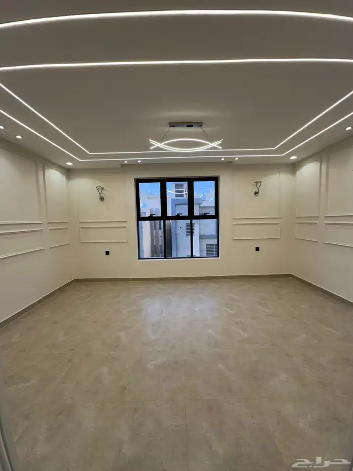 للبيع شقه دور ثاني بسطح خاص ومصعد موقع مكتمل الخدمات520الف 5