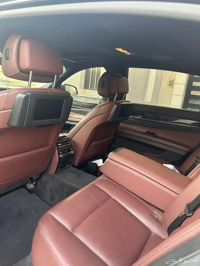 بي ام دبليو 730 4