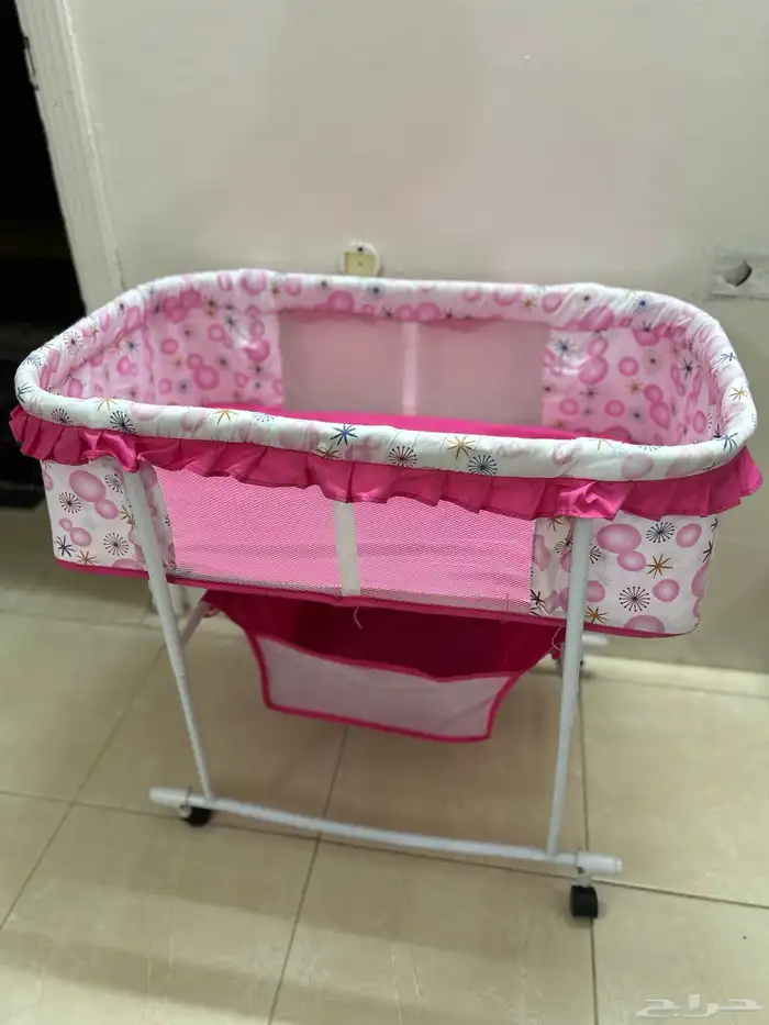 سرير مواليد 1