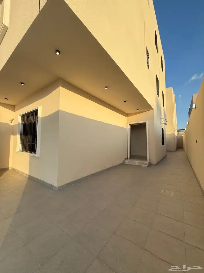 للبيع بأحد روفيدة روف فخم - موقع - سعر - مدارس - استثمار 3