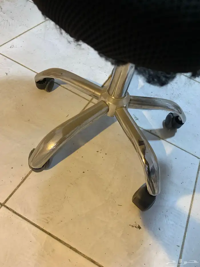 كرسي دوار مكتب نظيف للبيع 3