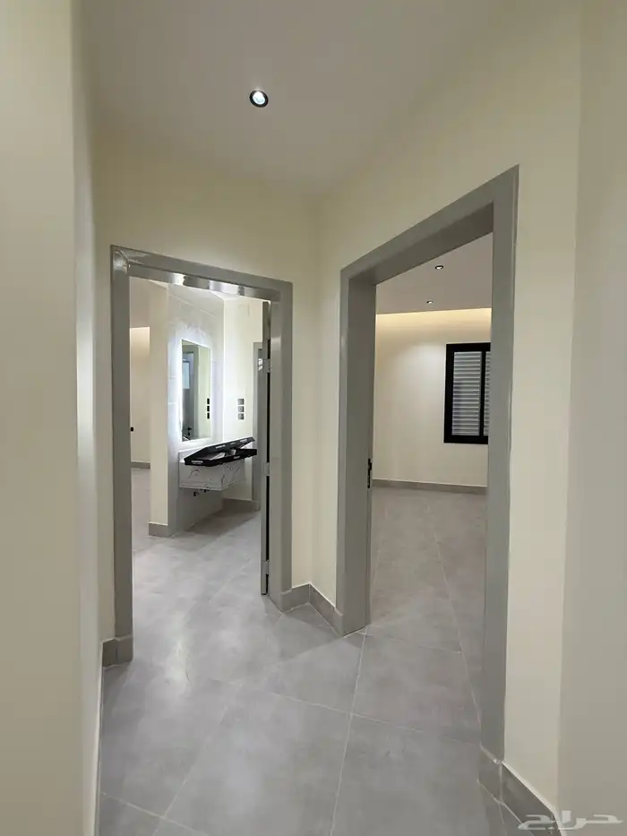 للبيع شقق ارضيه وعلويه بسعر صيدة ع برحه وسيعه بشمال الخميس 17