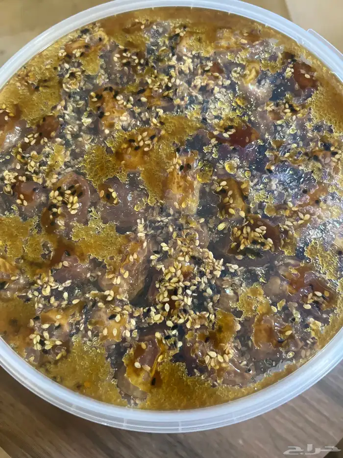 تمر سكري مغمي بالدبس والسمسم وحبة البركه 1