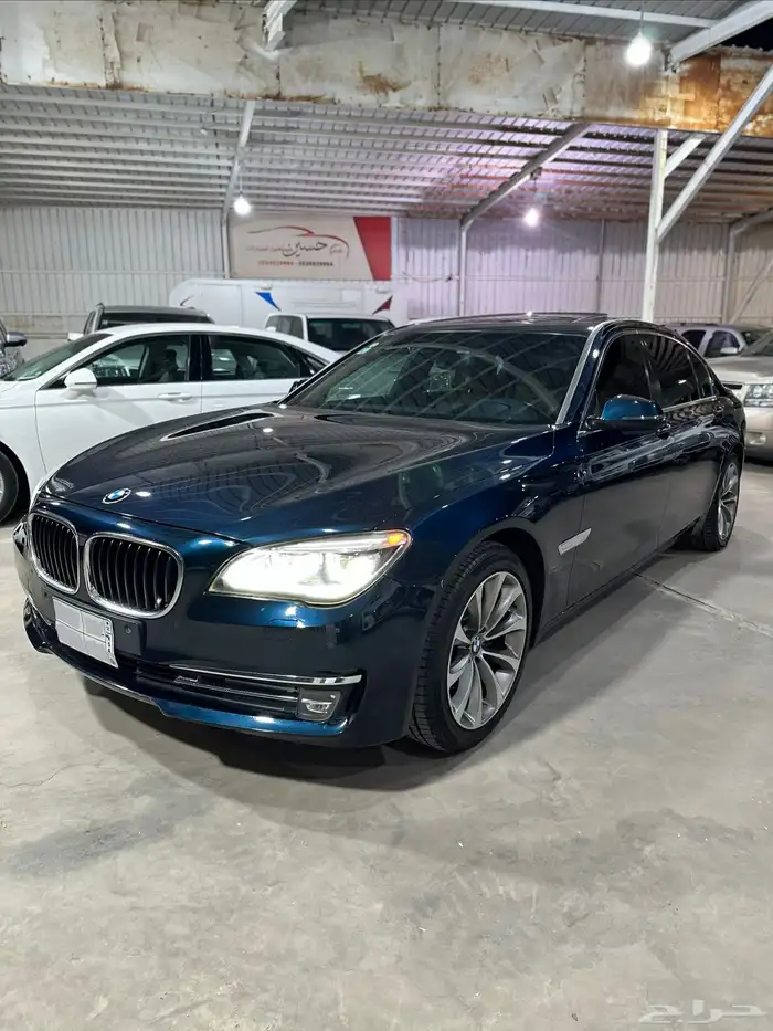 بي ام دبليو 730 IL 2015 1