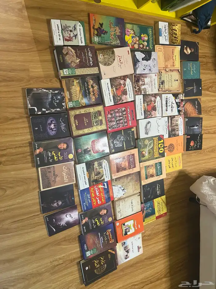 مجموعة كتب للبيع 0