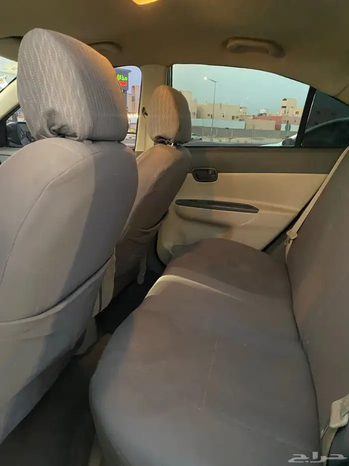 للبيع اكسنت 2011 7