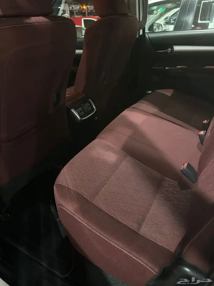 هايلكس غمارتين دبل اتوماتيك. فل كامل بنزين 16