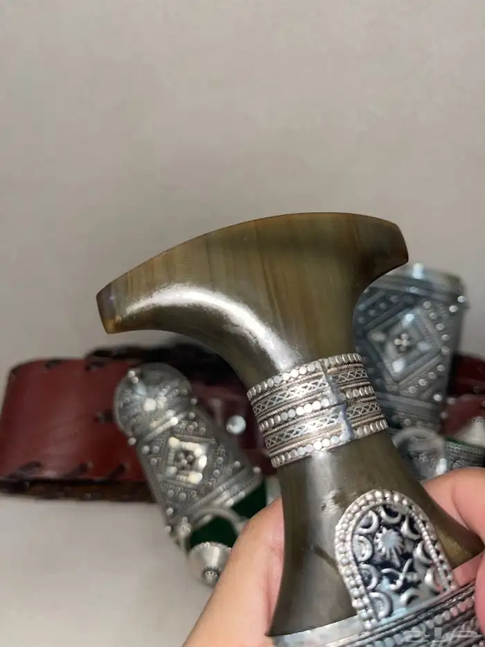 جنبيه للبيع قرن طبيعي 2