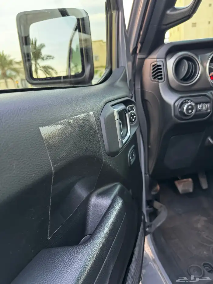 جيب رانجلر 2023 سبورت 26