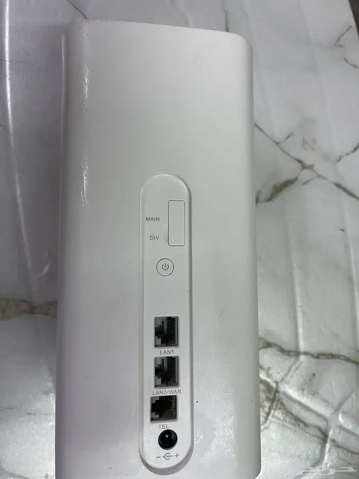 راوتر هواوي موديل B818-263 1