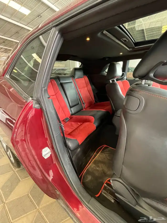 دودج تشالنجر (2019) 8