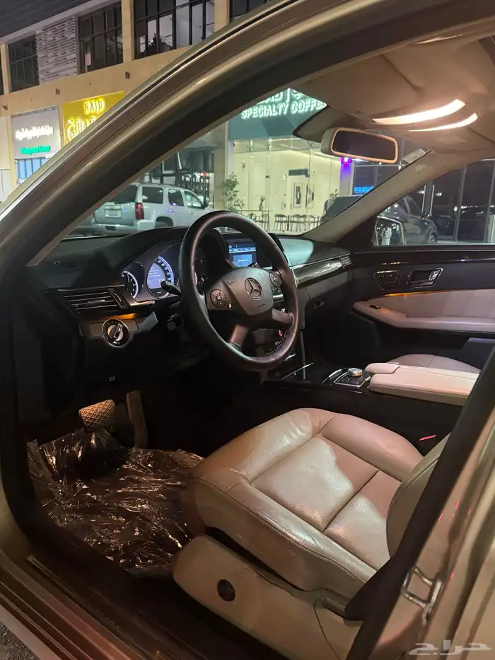 للبيع مرسيدسE300 موديل 2010 خليجي 6