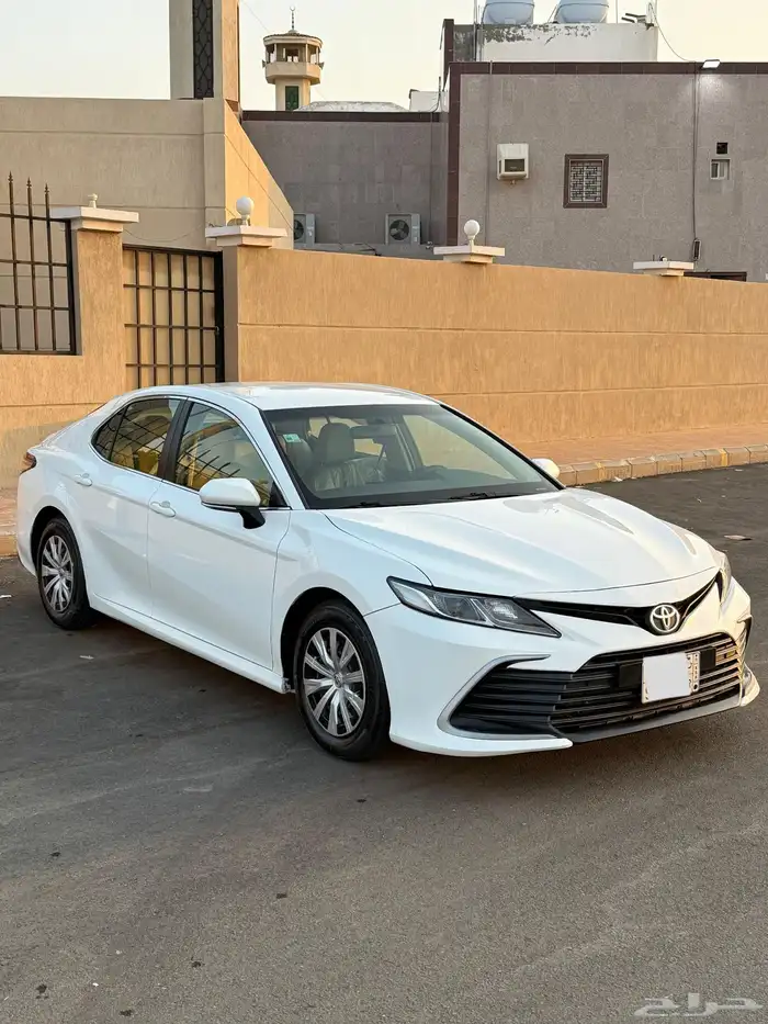 تويوتا كامري 2022 ستاندر سعودي ((( تم البيع ))) 17