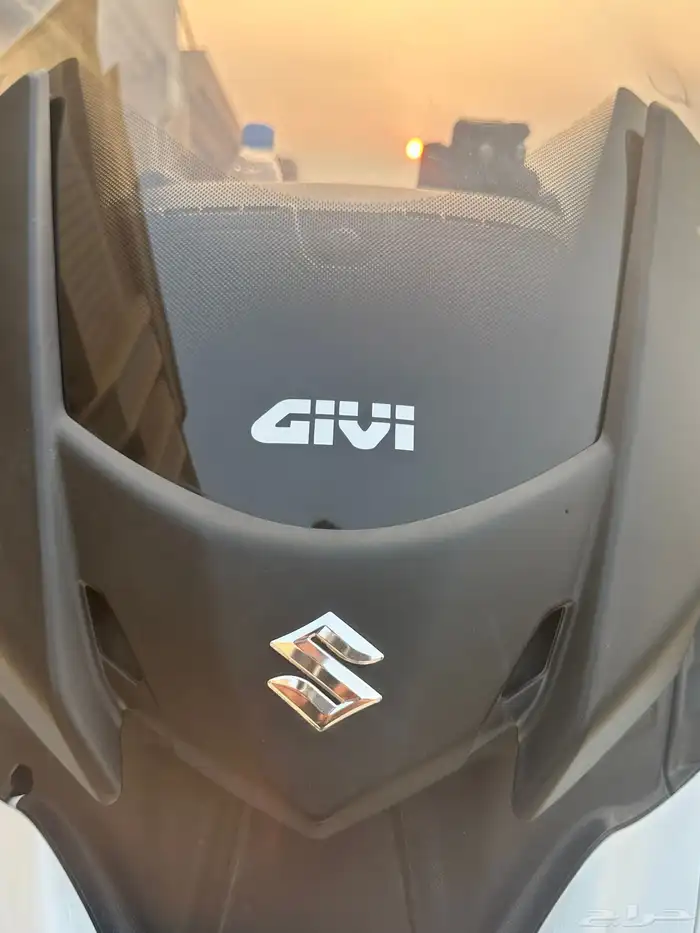 سوزوكي برجمان 650cc 6