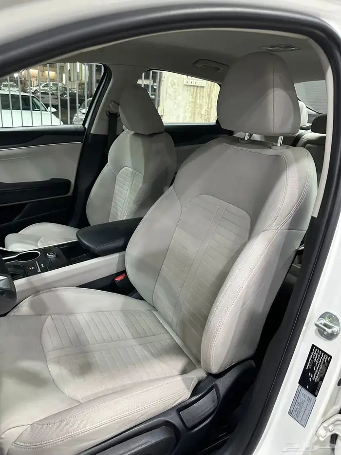 كيا K5 ستاندر 2022 لدى معرض(عبيد الرشيدي) 31