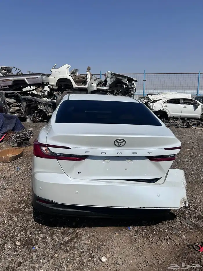 تشليح قطع غيار كامري من من موديل 2018 الي 2025 3