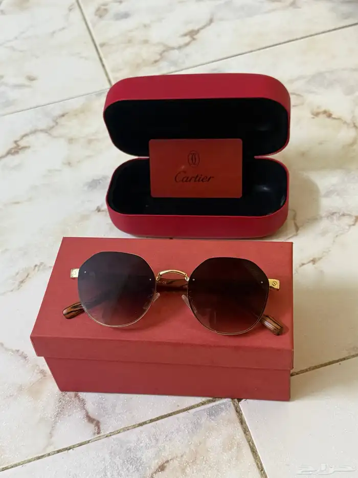 للبيع نظارة شمسيه كارتير 0