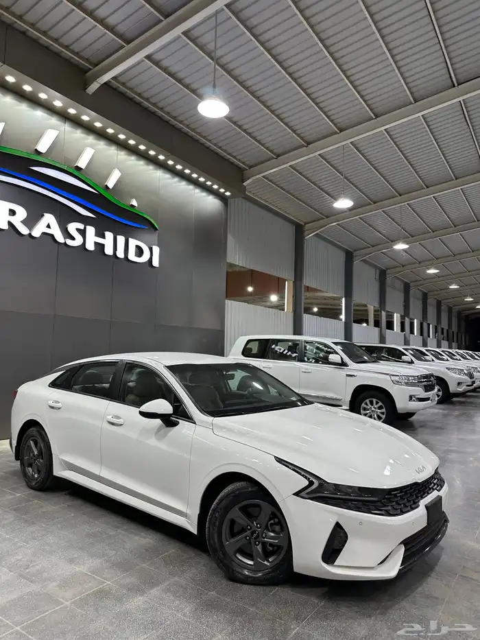 كيا K5 ستاندر 2022 لدى معرض(عبيد الرشيدي) 9