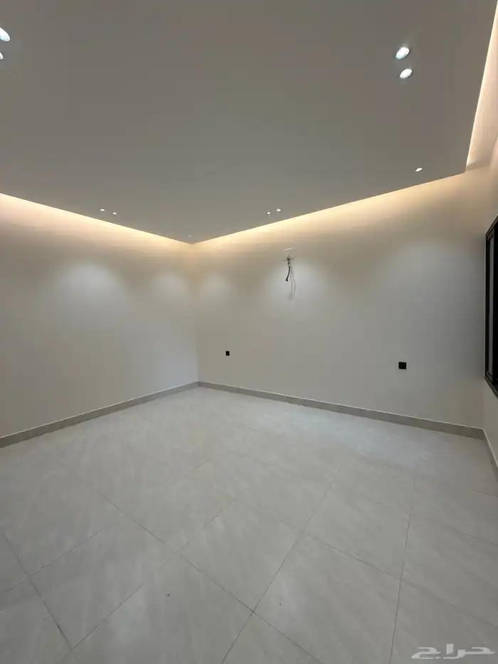 للبيع بأحد روفيدة روف فخم - موقع - سعر - مدارس - استثمار 1