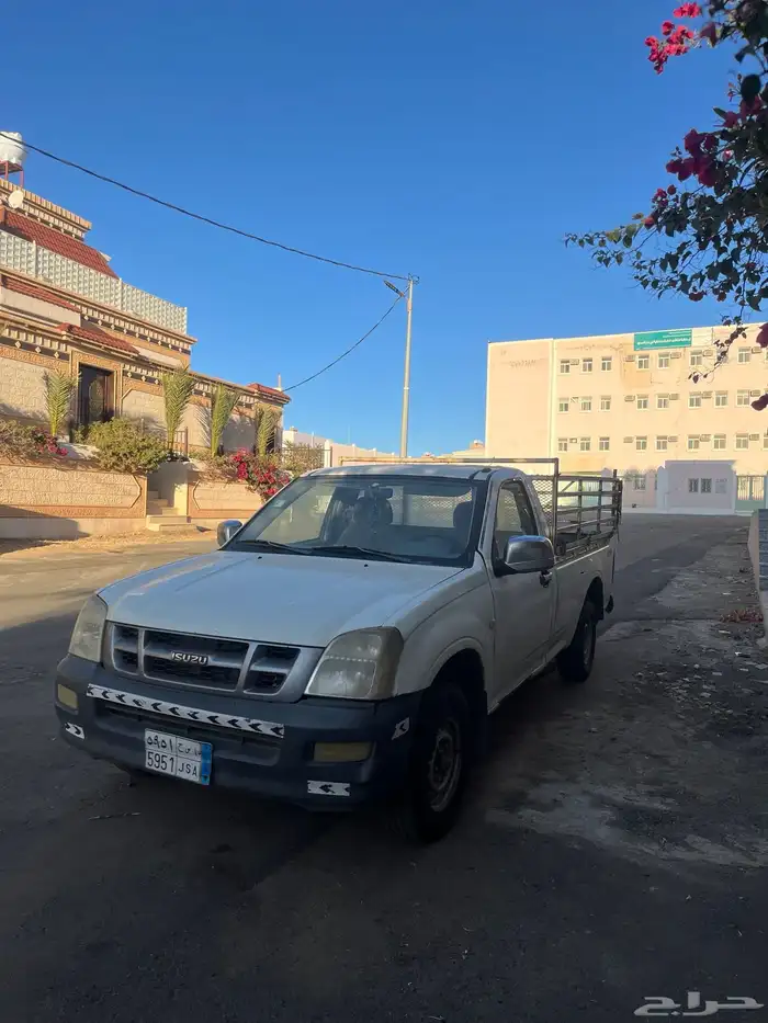 ديماكس ايسوزو 2006 4