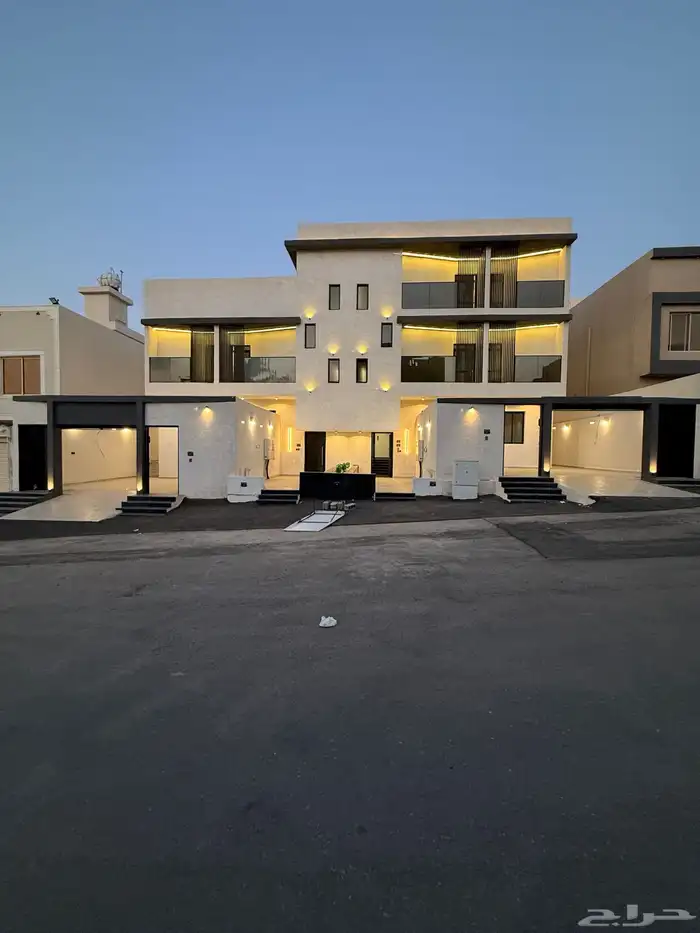 للبيع شقق ارضيه وشقق علويه ف ابها المحاله حي الزهور 0