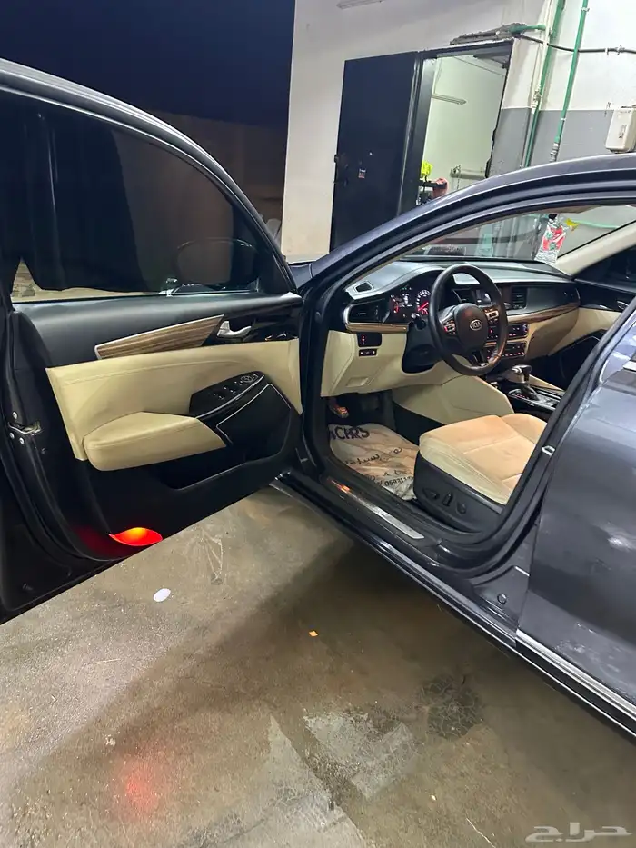 كيا كدنزا 10