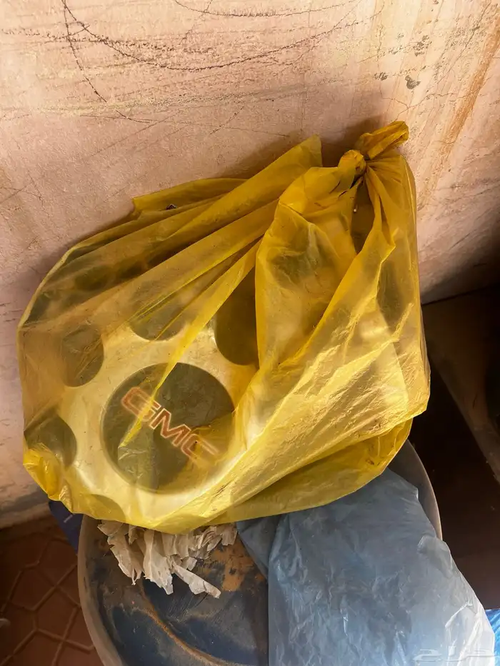 جنوط ملكية 8100 1