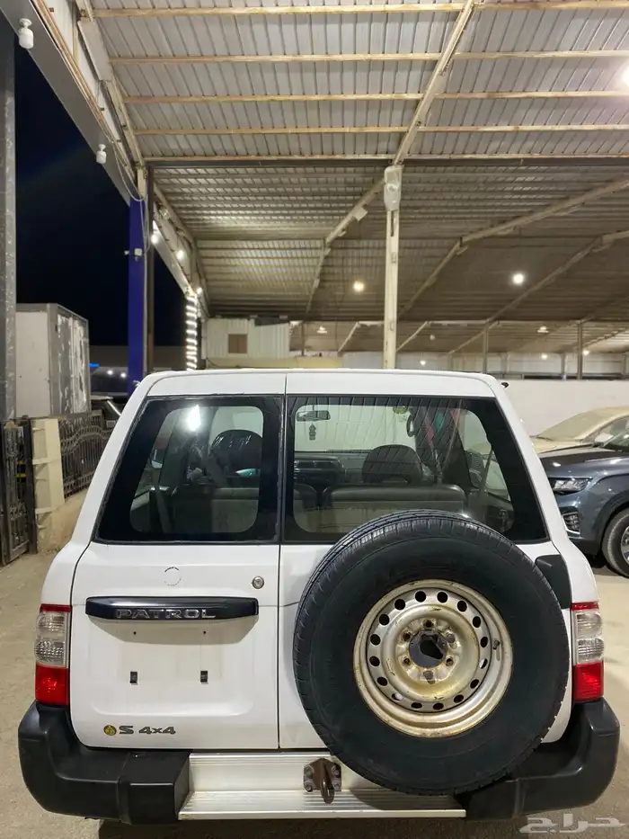 نيسان ربع باترول موديل 2002 ممشى 193 ألف كيلو متر 10