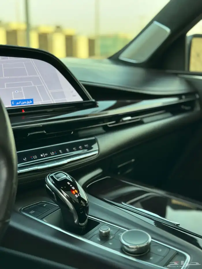 اسكاليد 2021 (بلاتينيوم سبورت) 13