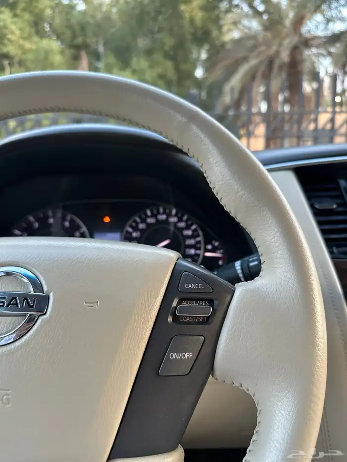 نيسان باترول SE موديل 2015 سعودي فتحه دبل 32