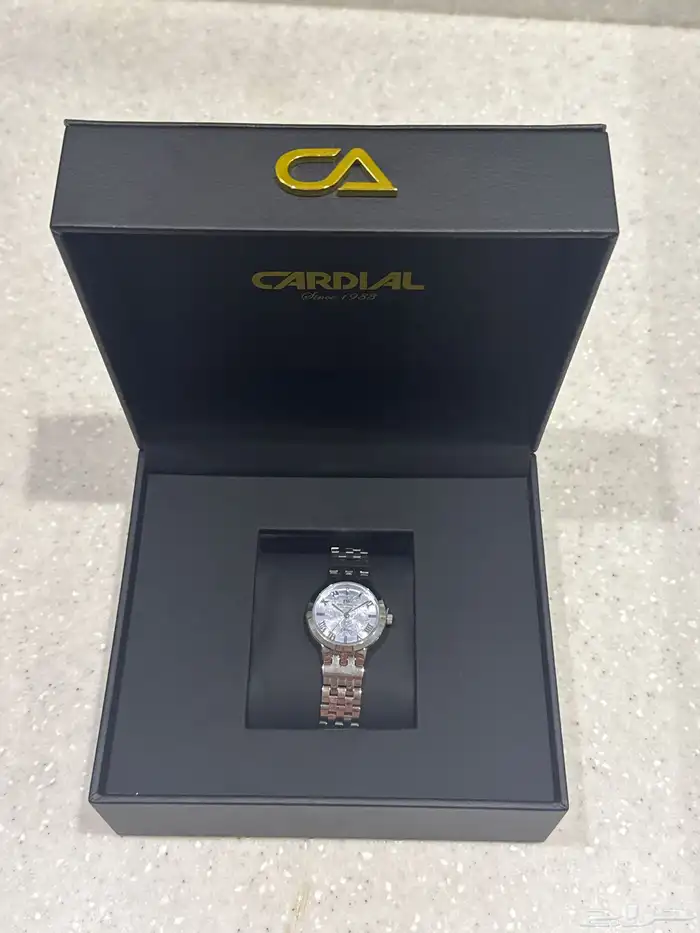 ساعة كارديال نسائيه جديده  مو مستخدمه 1