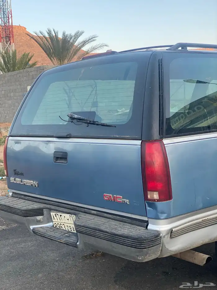 جمس 1994 للبيع للصامل 8000 خلال شهر الموتر فيه قير 10