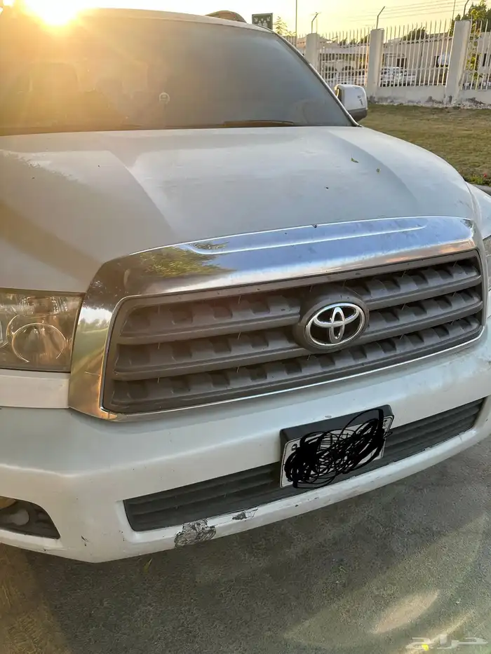 اسكويا 2016 الممشى 300740 المواصفات دبل ثلاجه مثبت سرعه 4