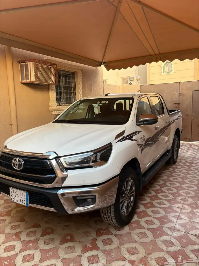 للبيع هيلكس 2022 1