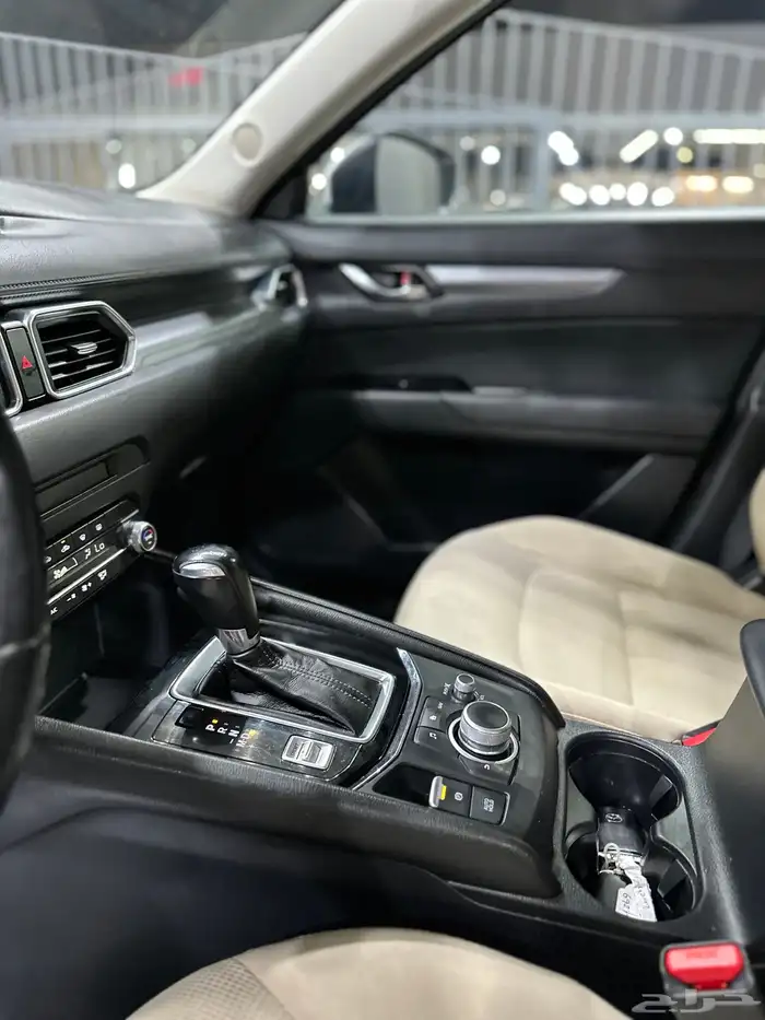 مازدا CX5 نص فل 2022 لدى معرض(عبيد الرشيدي) 25