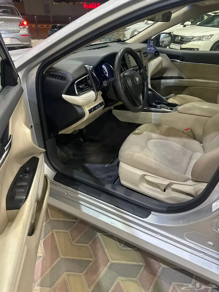 كامري LE 2022 استاندر من عبداللطيف جميل 10