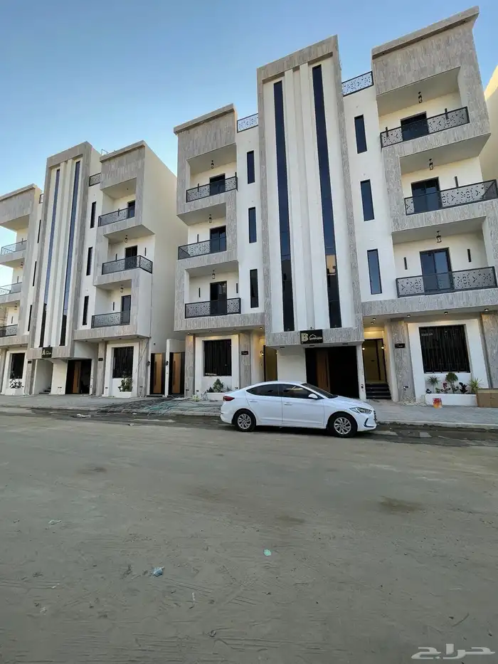 للبيع شقق ارضيه وشقق علويه من 430 الف حى المصيف 0