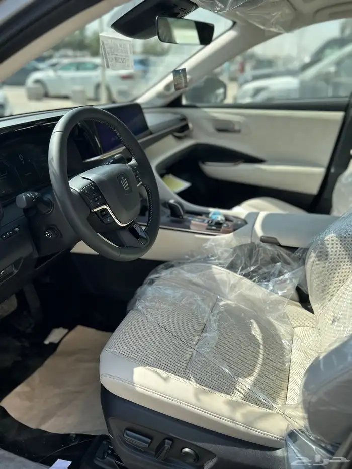 تويوتا   كراون 2.5 برستيج 2026 هايبرد 146000 شامل الضريبة 5