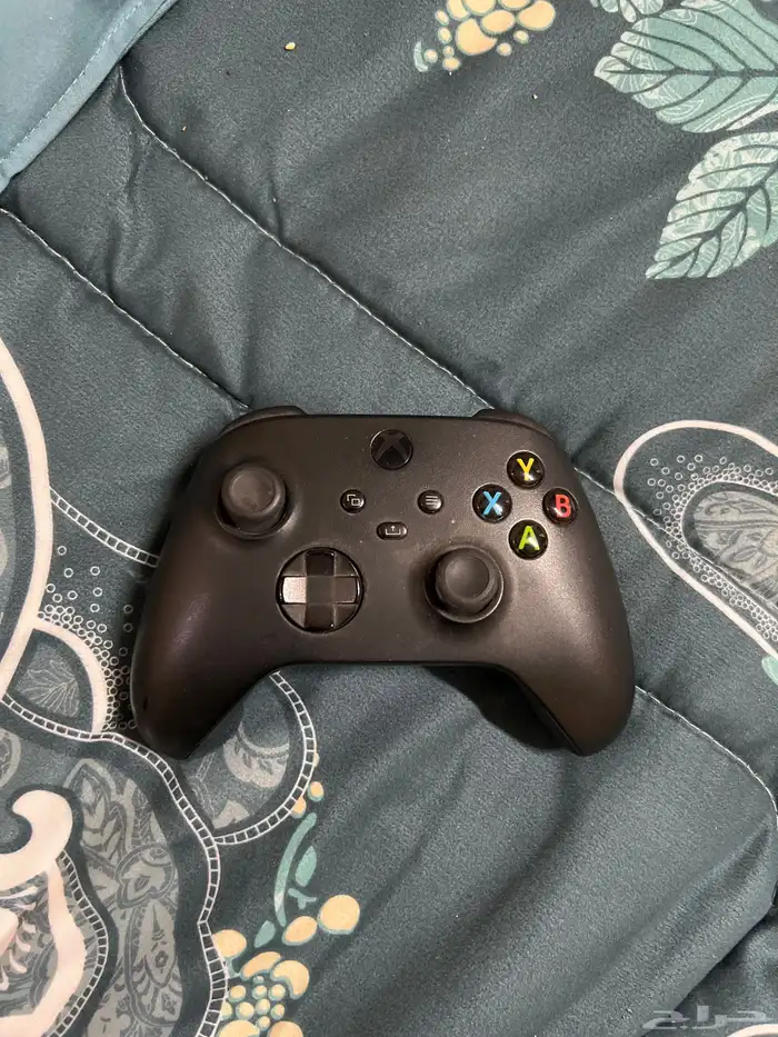 للبيع قير اكس بوكس للتواصل 0