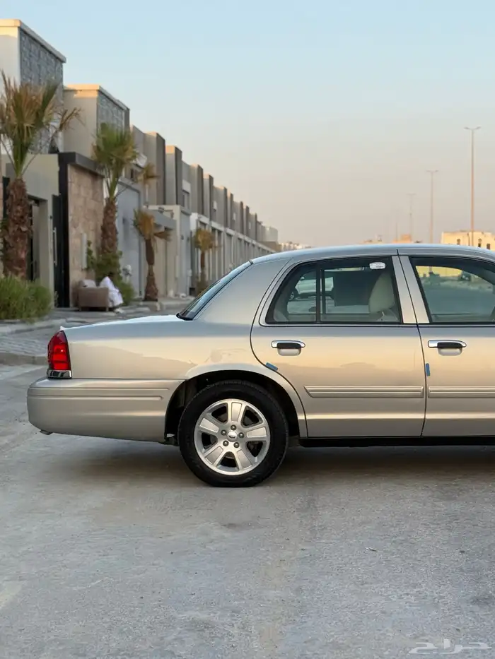 فورد فكتوريا سمني 2011 سعودي وكاله 17