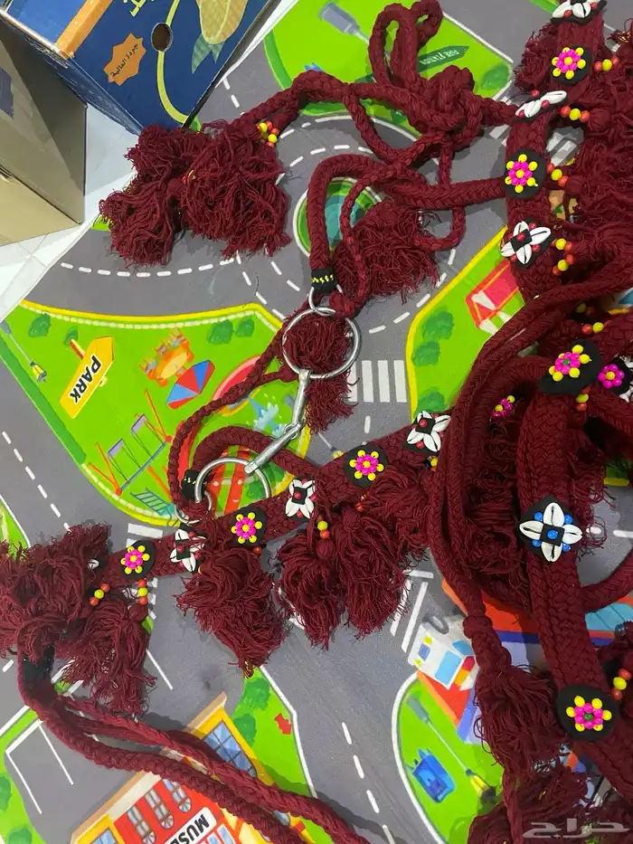 رسن او رشمة او زينه مهدب بودع للخيل 1