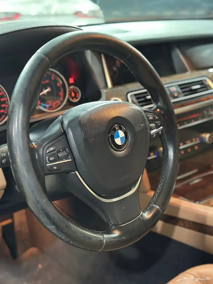 بي ام دبليو 730 IL 2015 19