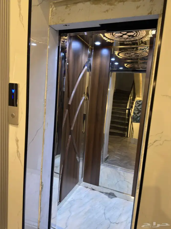 للبيع شقق علوية بسعر مناسب جدا بجوار المدارس حي الموسي 2