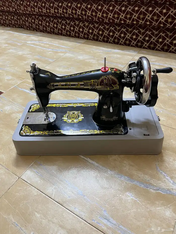 مكينة خياطة للبيع 0