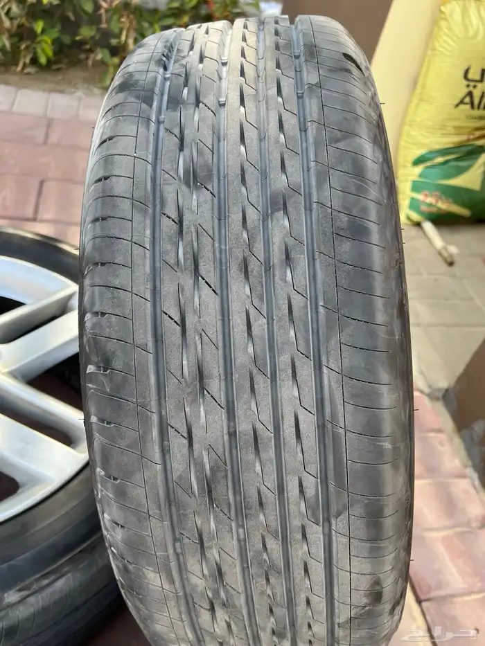 للبيع جنوط كامري فل 7