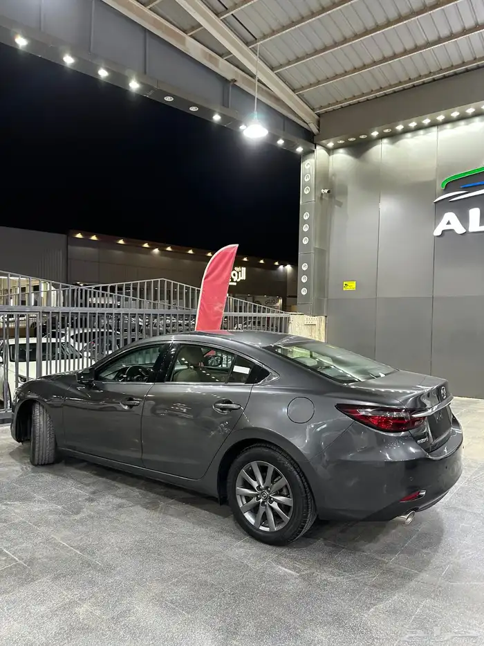 مازدا زوم 6 2020 رمادي لدى معرض(عبيد الرشيدي) 4
