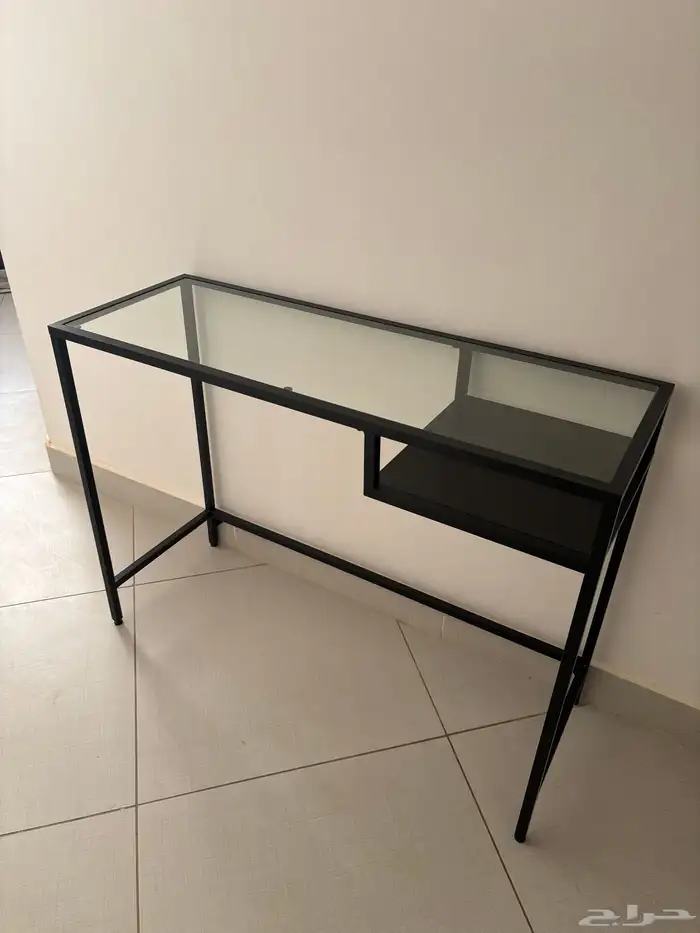 طاولة - مكتب 1