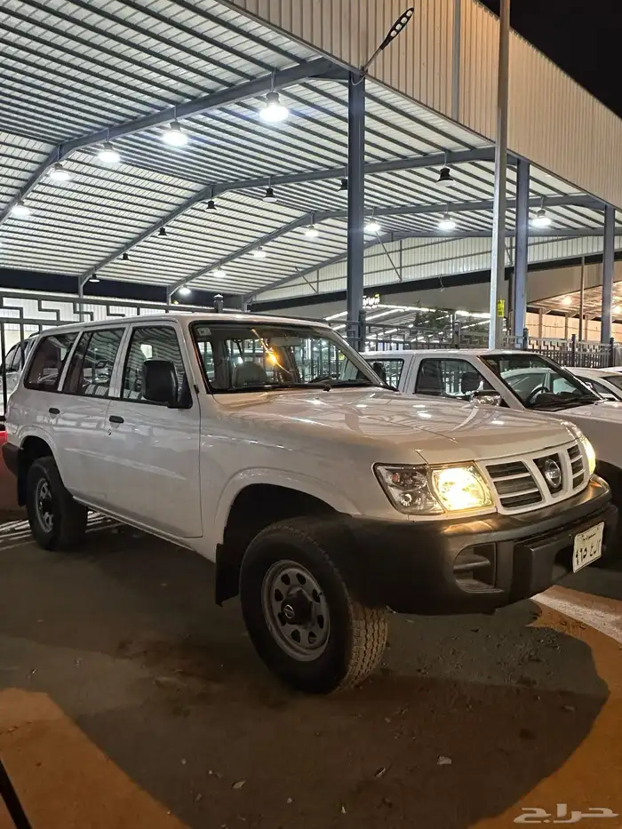 للبيع نيسان باترول الموديل 2003 محركات وكاله السعر 35الف 4