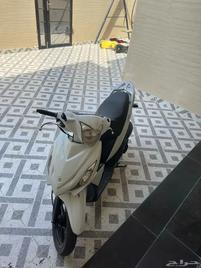 دباب سزوكي موديل 2020 كل شي تمام فيه ويوجد فيه لوحه مميزه 2