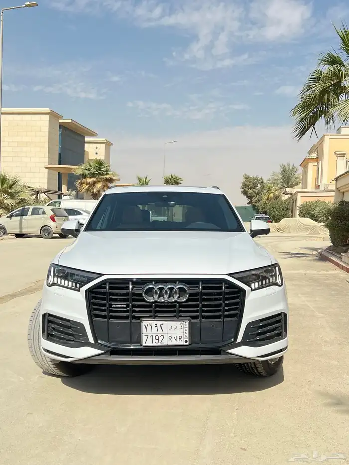 اودي جيب Q7 2023 مخزن 0